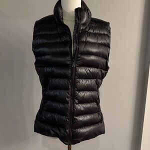 SAM. Lightweight Black Puffer Vest